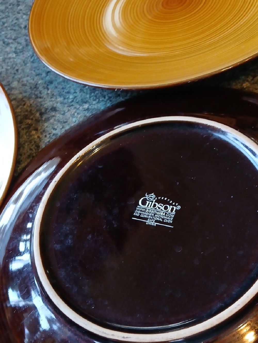 Gibson Brown And Tan Stoneware Plate  3 Replacement